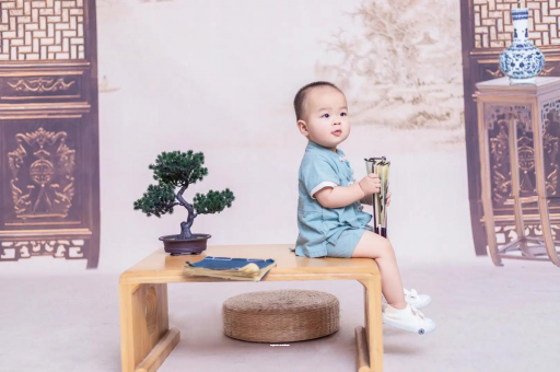 广州代怀试管生子2岁宝宝流鼻涕打喷嚏