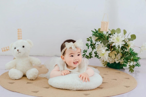 广州代怀试管生子宝宝什么时候会爬